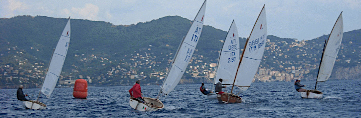 dinghy regata